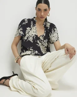 Black Floral Short Sleeve Top