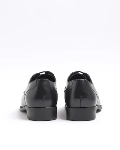 Black formal derby shoes