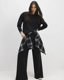 Black Premium Sweatshirt