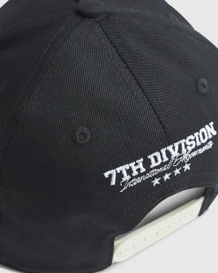Black Sanctuaire Crest Cap
