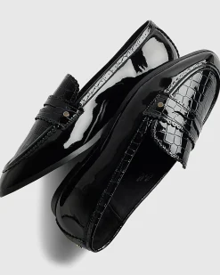 Black Scallop Edge Patent Loafers
