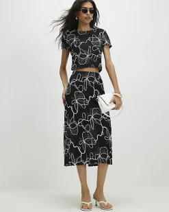 Black Short Sleeve Embroidered T-Shirt