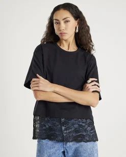 Black Short Sleeve Lace Hem T-shirt
