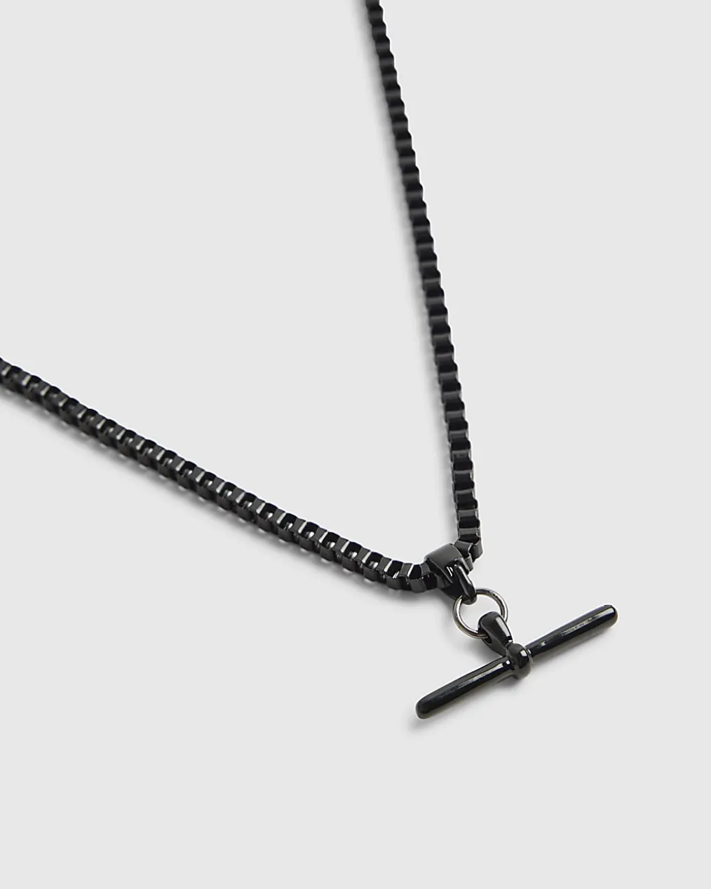 Black T-Bar Chain Necklace