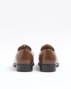 Brown formal derby shoes