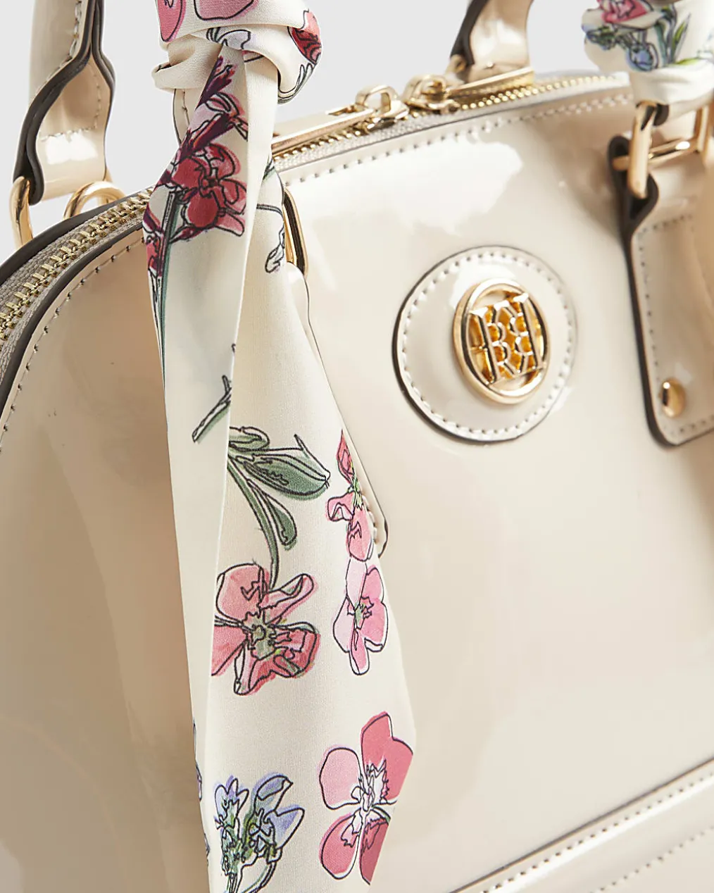 Cream Scarf Handle Cross Body Bag Bundle