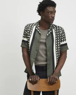 Green Regular Fit Geometric Border Shirt