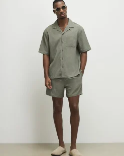 Green Regular Fit Textured Shorts