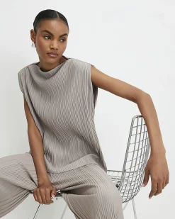 Grey Plisse Sleeveless Asymmetric Hem Top