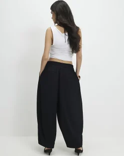 Petite Black Pleated Balloon Leg Trousers