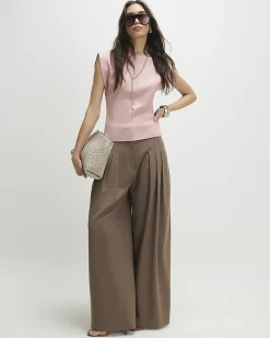Pink Fitted Knit Sleeveless Top