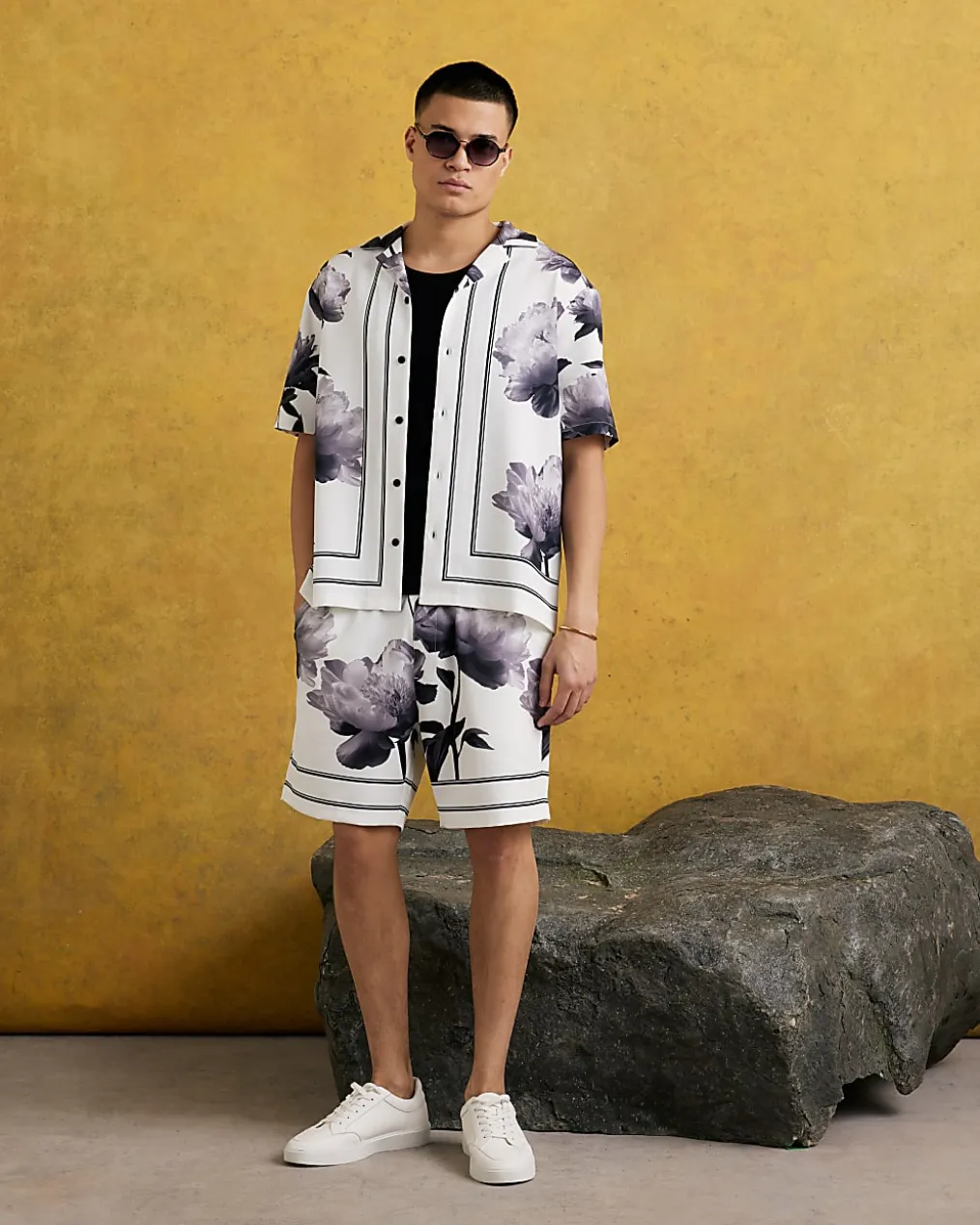 White Floral Pull On Shorts